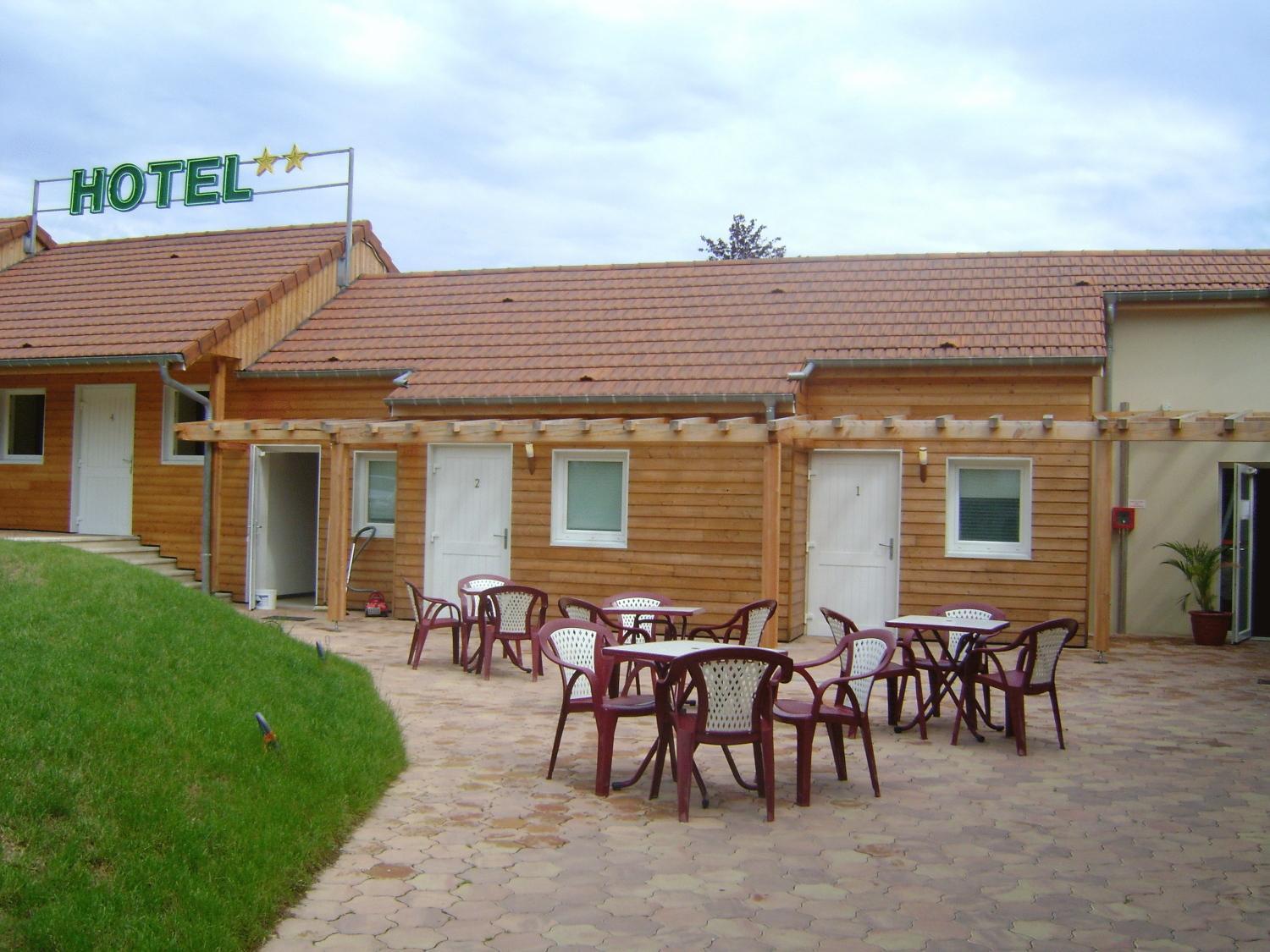 Hotel Le Richevaux Neufchateau Luaran gambar