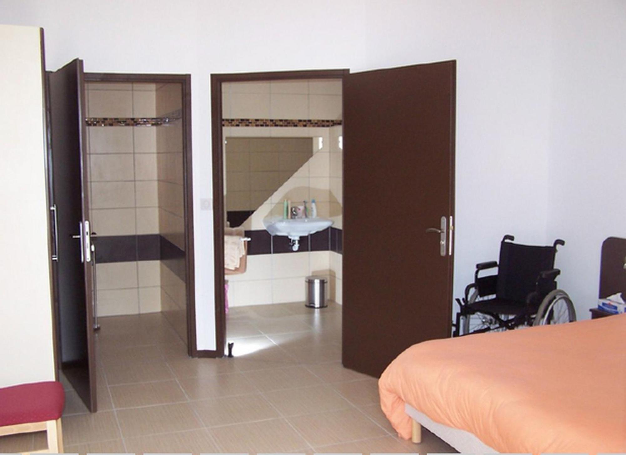 Hotel Le Richevaux Neufchateau Luaran gambar