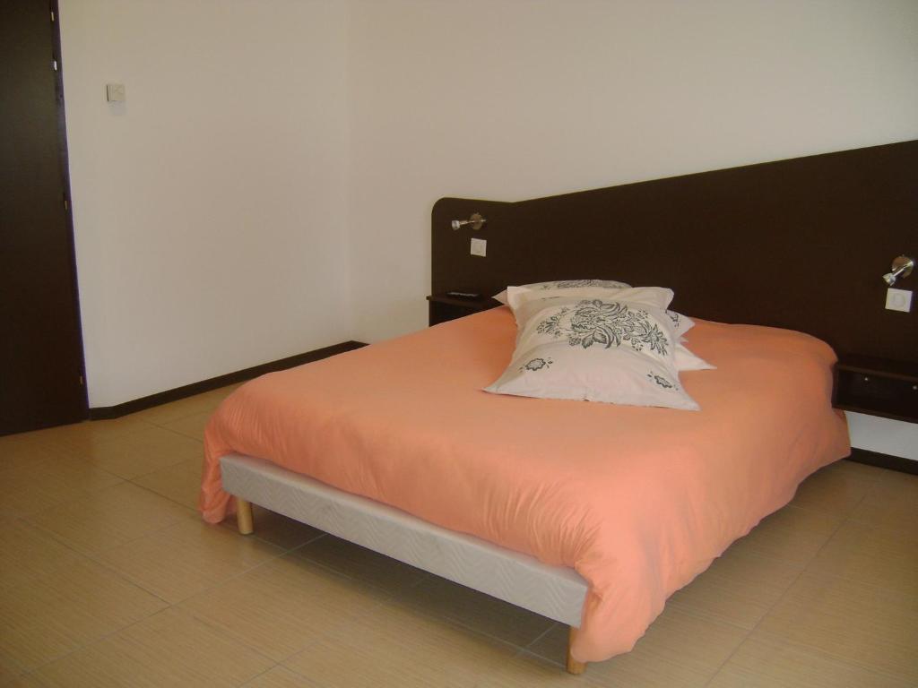 Hotel Le Richevaux Neufchateau Bilik gambar